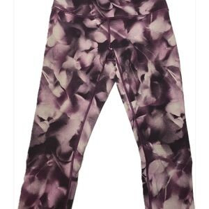 Lululemon Athletica Purple and Black Floral Leggings Sz S